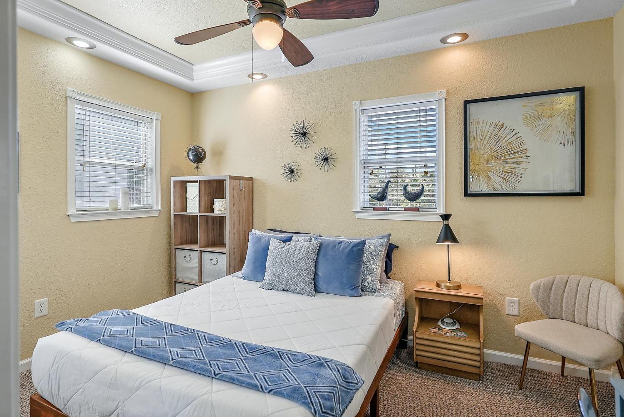 Retro Retreat In Dtsp - Explore The Downtown Area Saint Petersburg Eksteriør billede