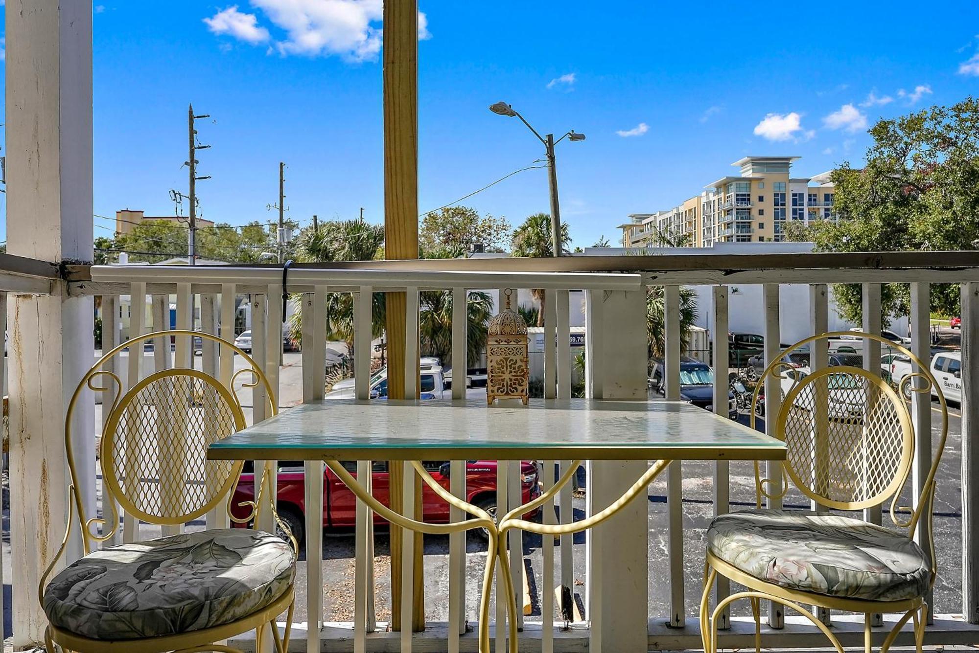 Retro Retreat In Dtsp - Explore The Downtown Area Saint Petersburg Eksteriør billede